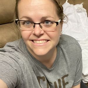 Meet your Posher, Angela